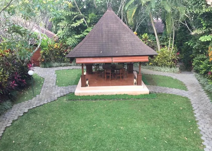 Bed & Breakfast Rumah Ganesha 3*