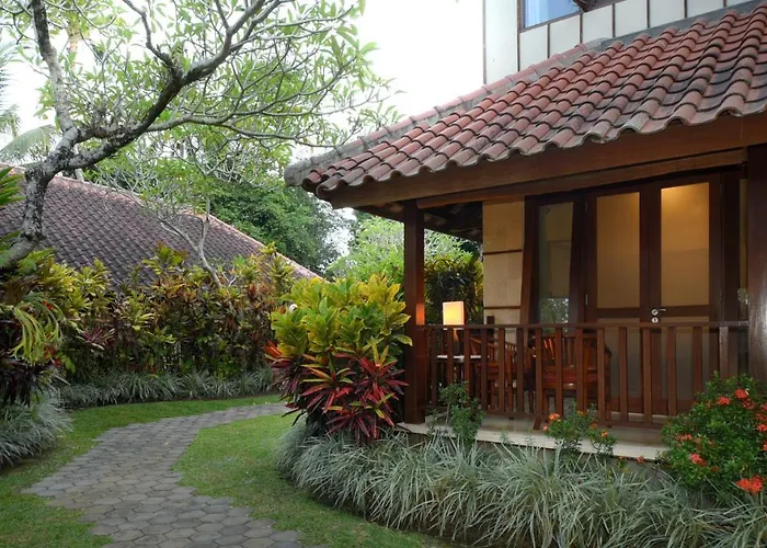 Rumah Ganesha 3*