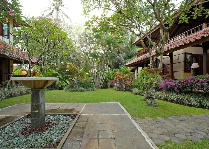 Rumah Ganesha 3*